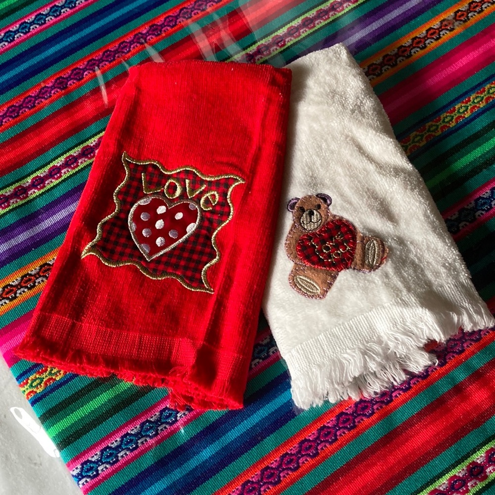 Pair of Embroidered/Appliquéd VALENTINE HAND-TOWELS; EUC